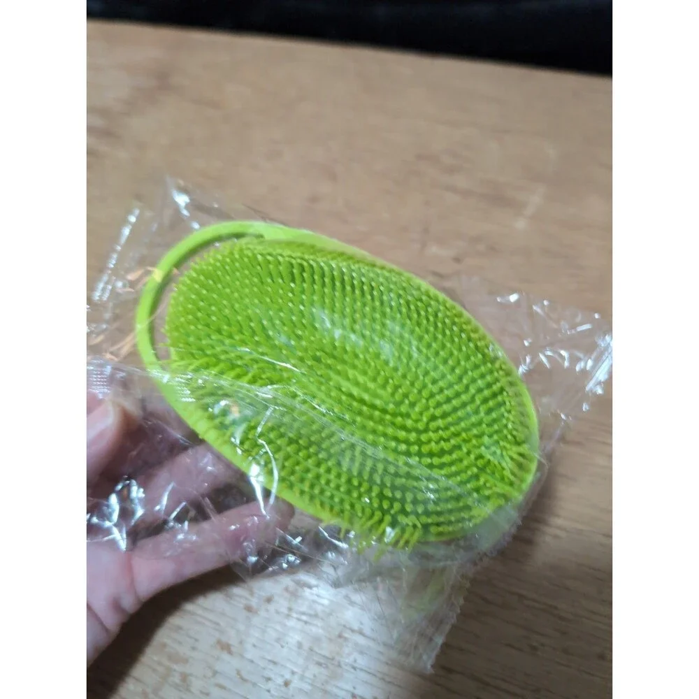 Tree Hut Body Brush